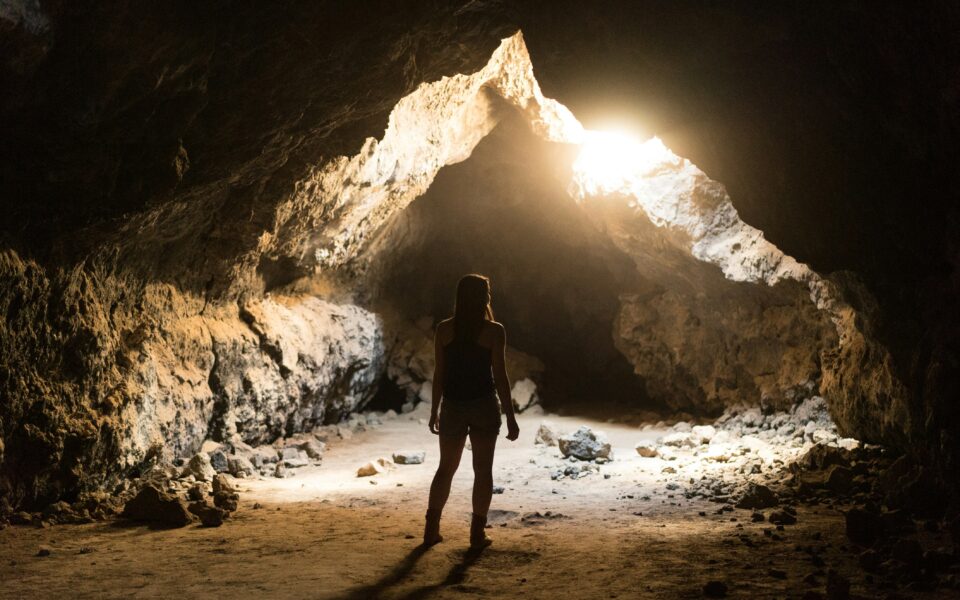 L’évolution biologique et culturelle des premiers Homo Sapiens